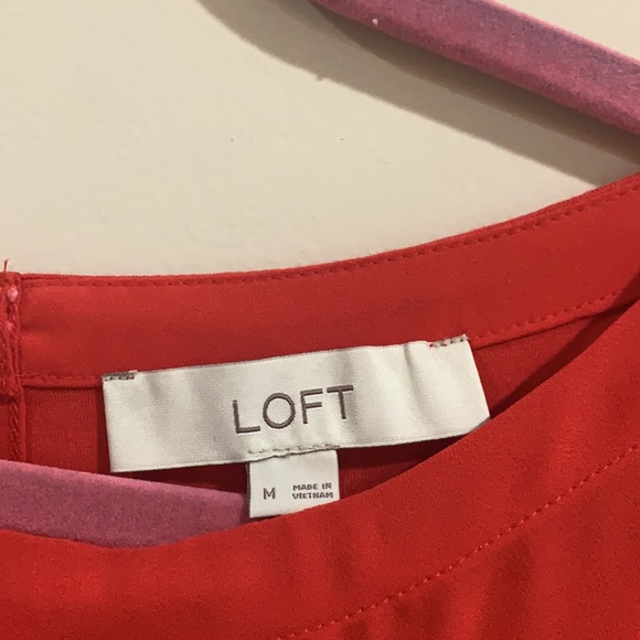 Gently worn Loft top - Picture 2 of 3